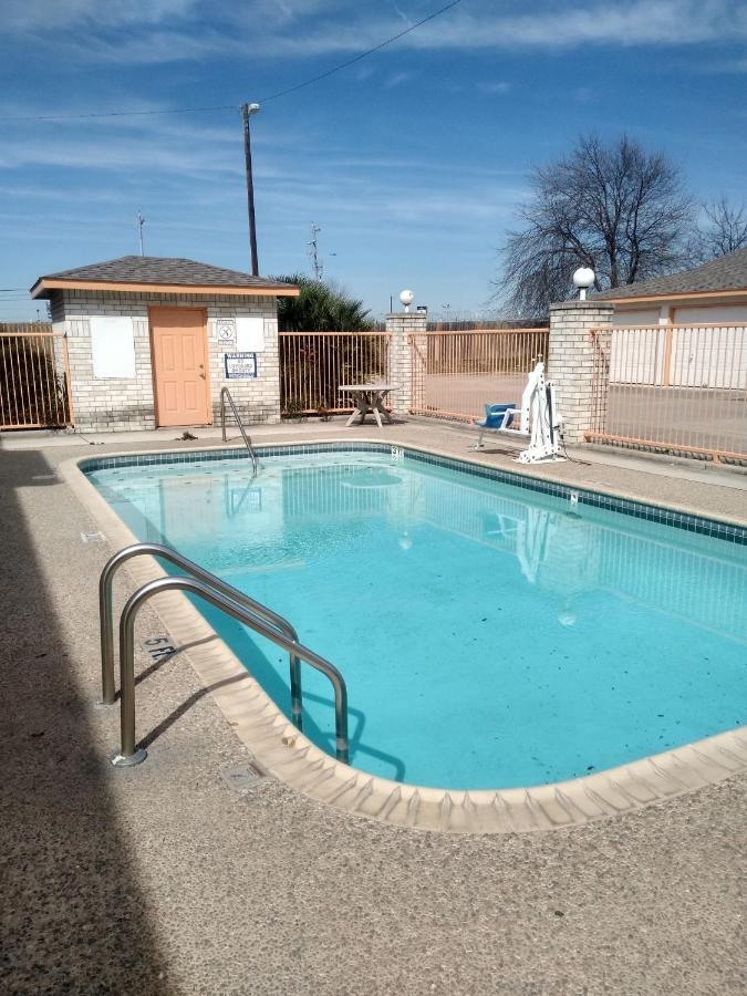 Budget Inn San Antonio Downtown I-10 East Екстериор снимка