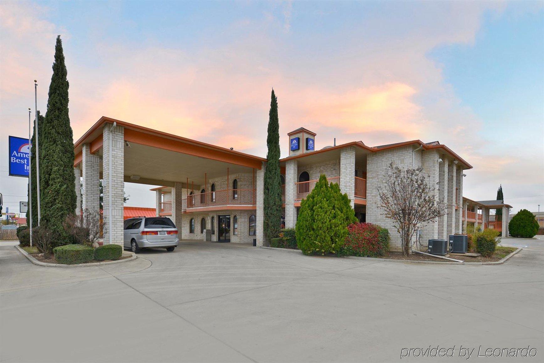 Budget Inn San Antonio Downtown I-10 East Екстериор снимка