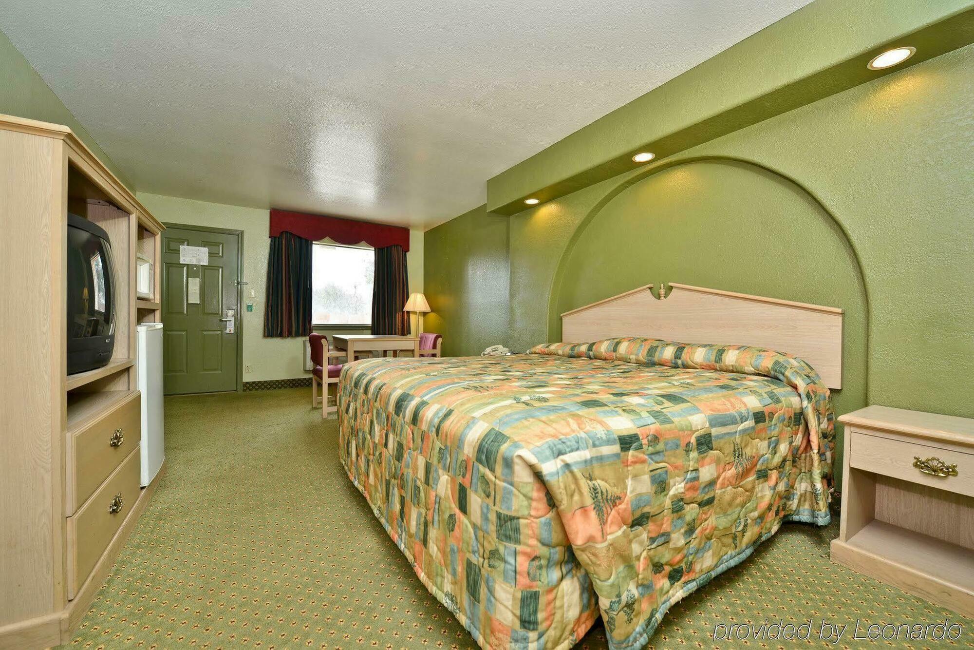 Budget Inn San Antonio Downtown I-10 East Екстериор снимка
